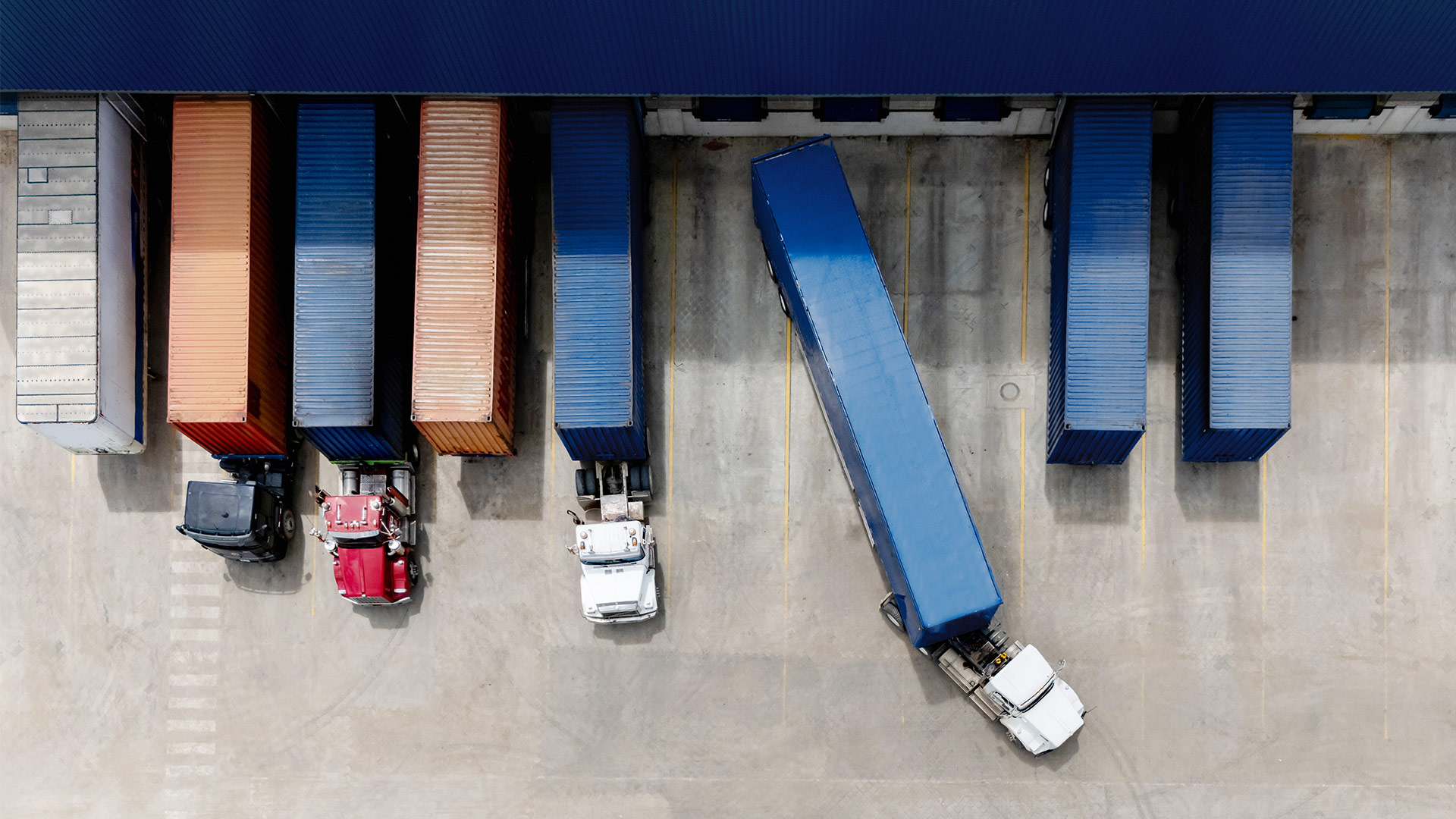 Managing Multiple Reward Suppliers